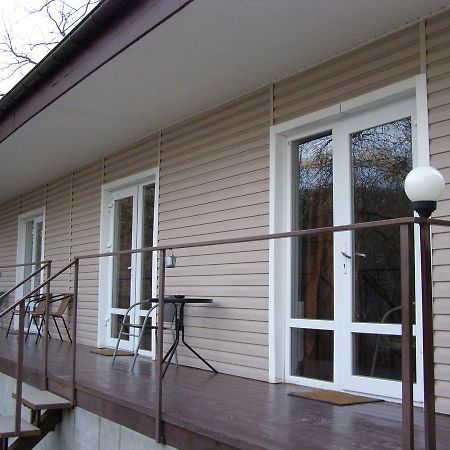 Sadok Hotel Kyiv Exterior photo
